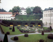Castle garden Amras